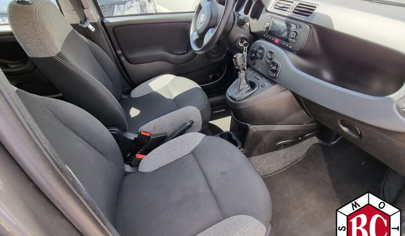 FIAT PANDA 1.0 HYBRID 70 CV pieno