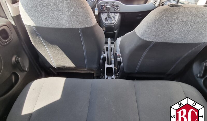 FIAT PANDA 1.0 HYBRID 70 CV pieno